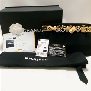 🛑SOLD🛑NEW LIMITED EDITION CHANEL BLACK VELVET CHARM CLUTCH ENTRUPY 🛑SOLD🛑